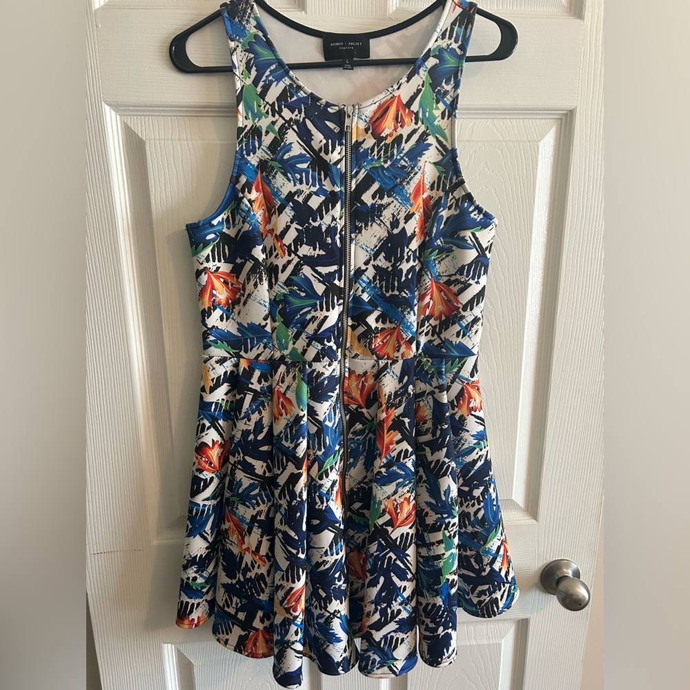 Romeo + Juliet couture fit and flare dress